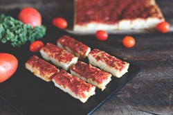 Pizza aux tomates