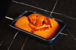 Raspberry pudding cake